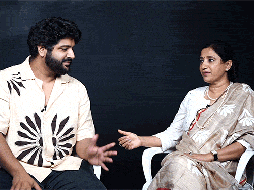 Kavita Seth and kanishk seth rangi saari song | ‘संगीत के बिना हमारी जिंदगी का मतलब नहीं’: कॉकटेल, केसरी-2 जैसी फिल्मों में हिट गाने देने वाली मां-बेटे की जोड़ी ने बताया- जल्द लाएंगे मेडिटेशनल एल्बम