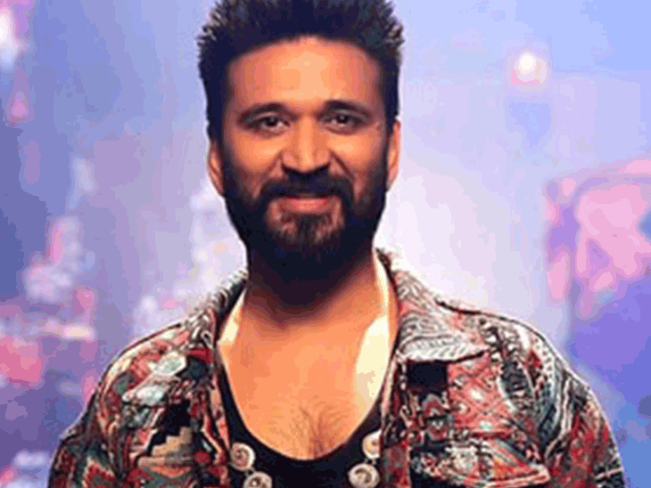 Composer Amit Trivedi on actor Fawad Khan Abir Gulaal getting stalled | अबीर गुलाल के म्यूजिक कंपोजर अमित त्रिवेदी बोले: मेहनत रुकती है तो बुरा लगता है, लेकिन मेरे लिए पहले देश आता है