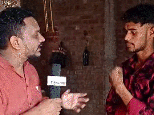 Salman Khan Fan Story; Who Is Jitendra | Chhattisgarh Durg | सलमान के घर घुसने वाला फैन बोला-उनकी ब्रेसलेट चाहिए थी: कहा- बस वो सिर पर हाथ रख दें; घर से पैसे चुराकर दुर्ग से मुंबई पहुंचा - Chhattisgarh News