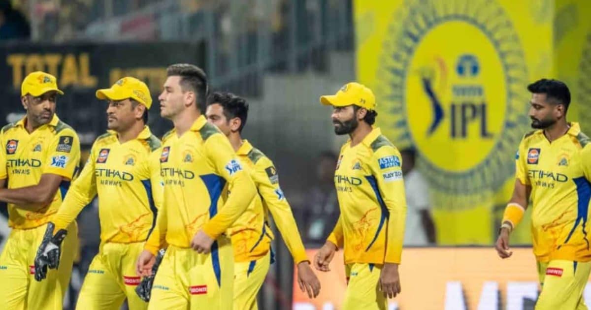 IPL 2025: 3 मई को प्लेऑफ में पहुंच सकती है ये टीम, धोनी की प्लेइंग XI से टक्कर